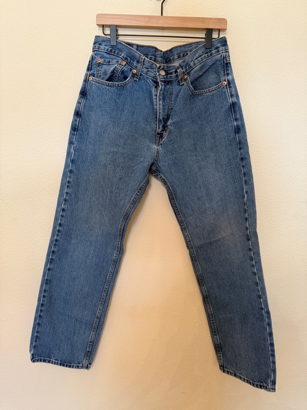 Levi’s 505 Classic Straight Fit Men's Jeans - Size W33L30